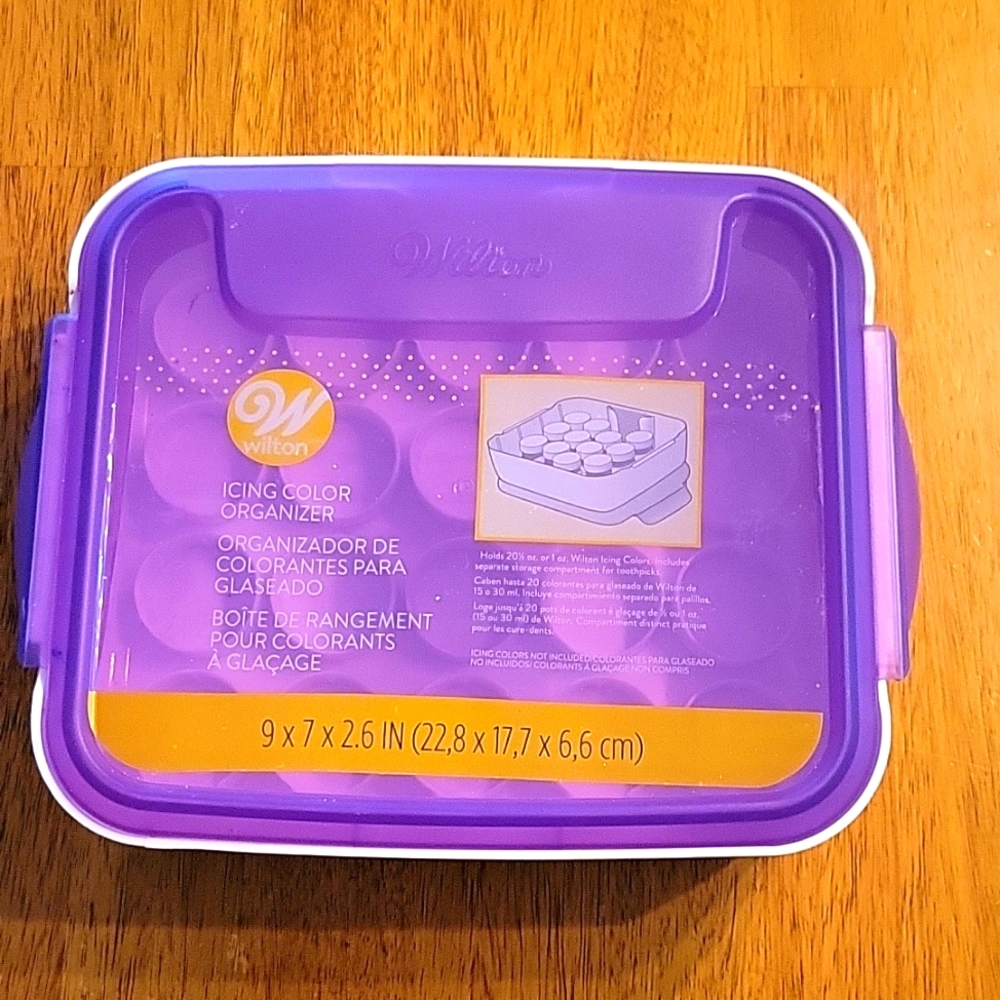 Wilton color storage case new